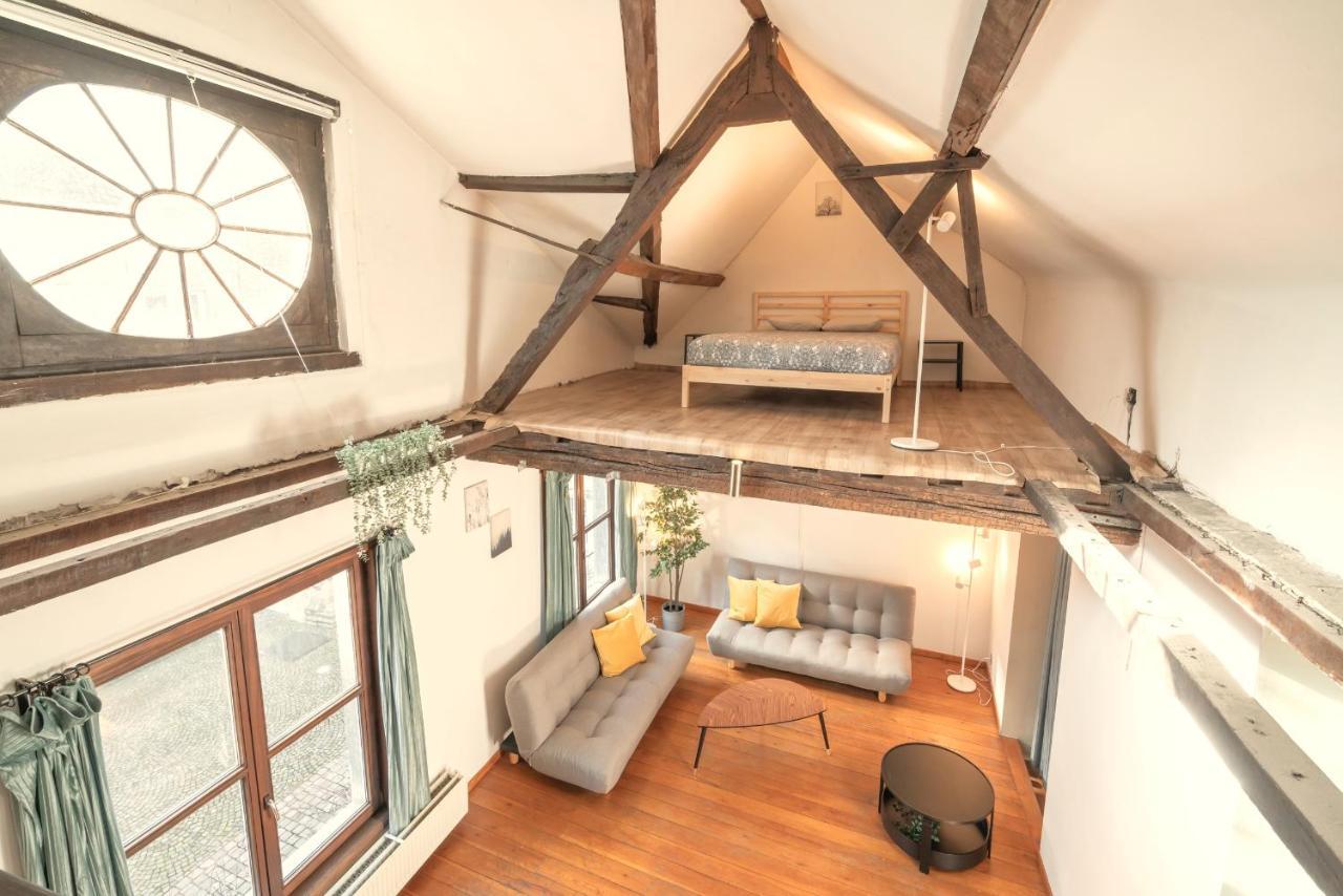 The Old Town Lodge In The Heart Of Antwerpen Bagian luar foto