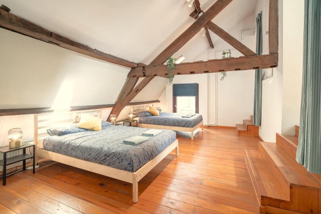 The Old Town Lodge In The Heart Of Antwerpen Bagian luar foto